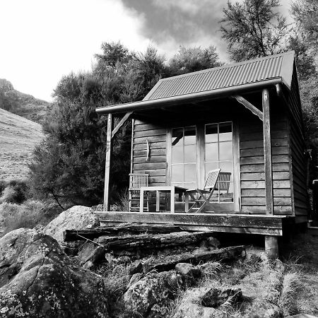 Manaaki Mai, Rustic Retreat Bush Cabin Christchurch Exterior photo