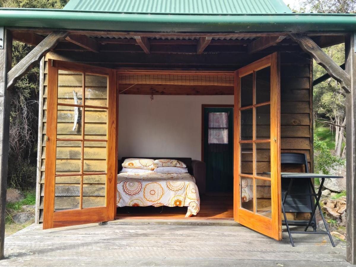 Manaaki Mai, Rustic Retreat Bush Cabin Christchurch Exterior photo